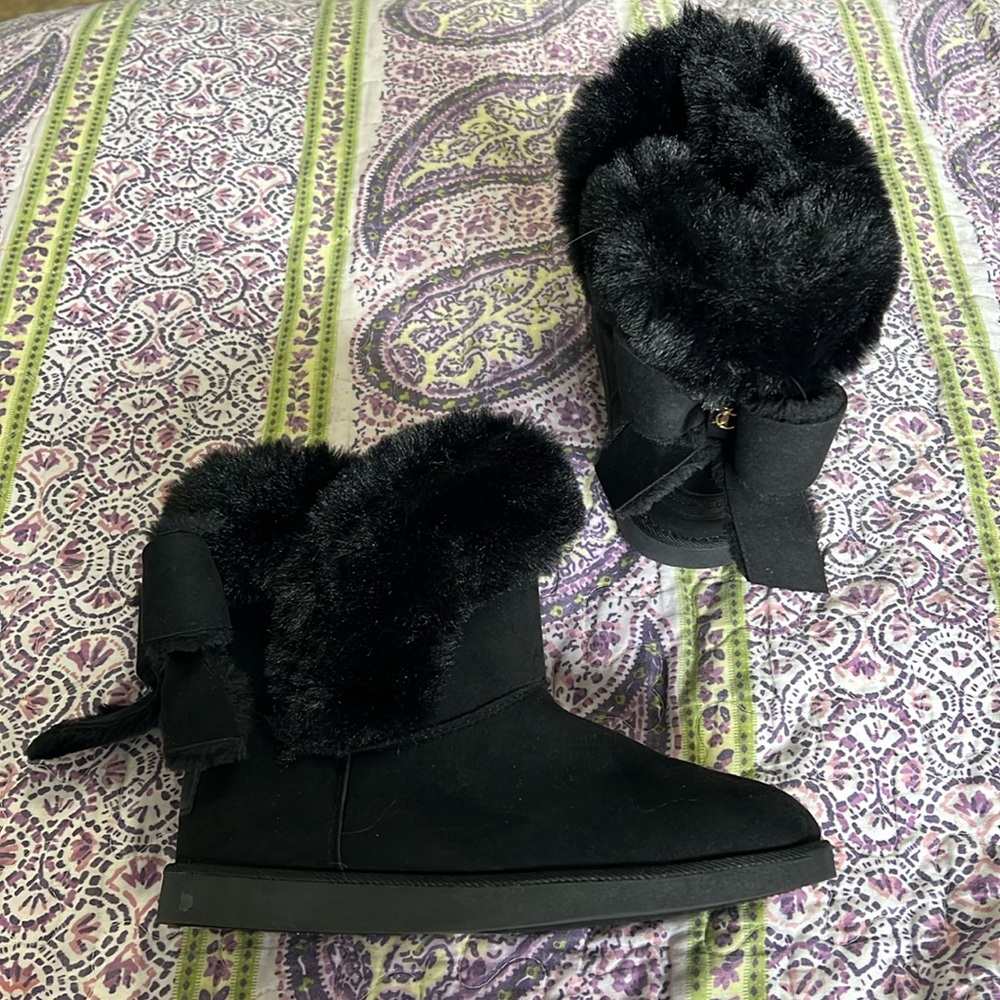 Juicy Couture Black Winter Boots